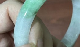 思懿买手镯的爆料视频,选购手镯的时尚秘籍与独家爆料